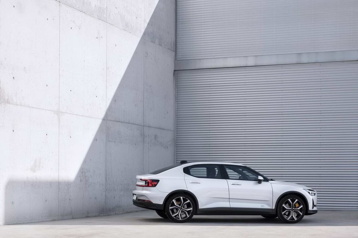 Shane_O_D's tweet image. You can't buy it here yet, but Irish EV buyers really should be hoping that the Polestar 2 will soon be offered for sale. Here's our first drive in the new star over on @completecar, by @MttRbnsn:

completecar.ie/car-reviews/ar…

[ @PolestarCars ]
