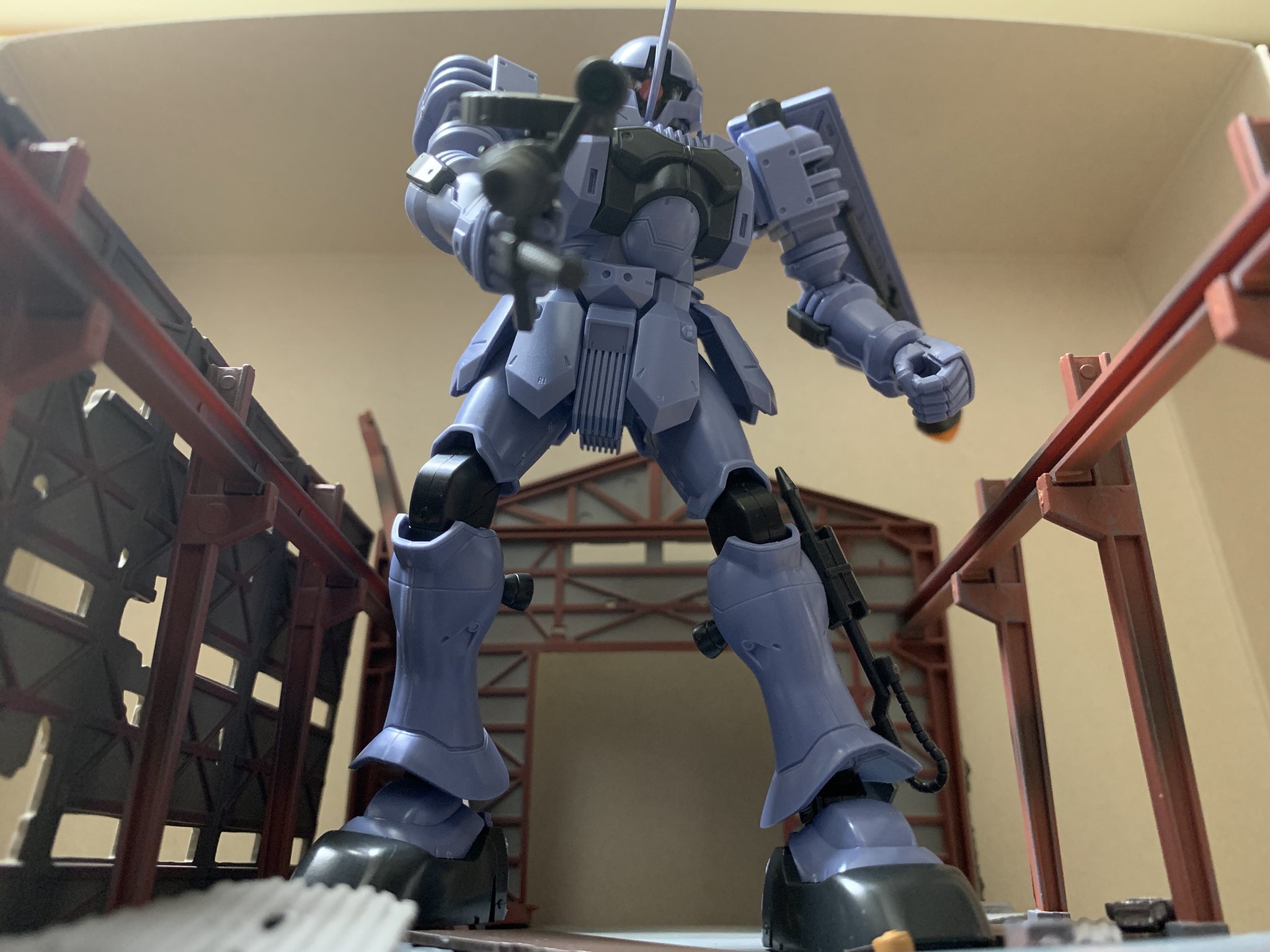 Rin スロースタート状態 ガンダム ガンプラ ヅダ ジオラマ ジオン系に使ったら めちゃくちゃカッコいい T Co Rzvuauwyjo Twitter