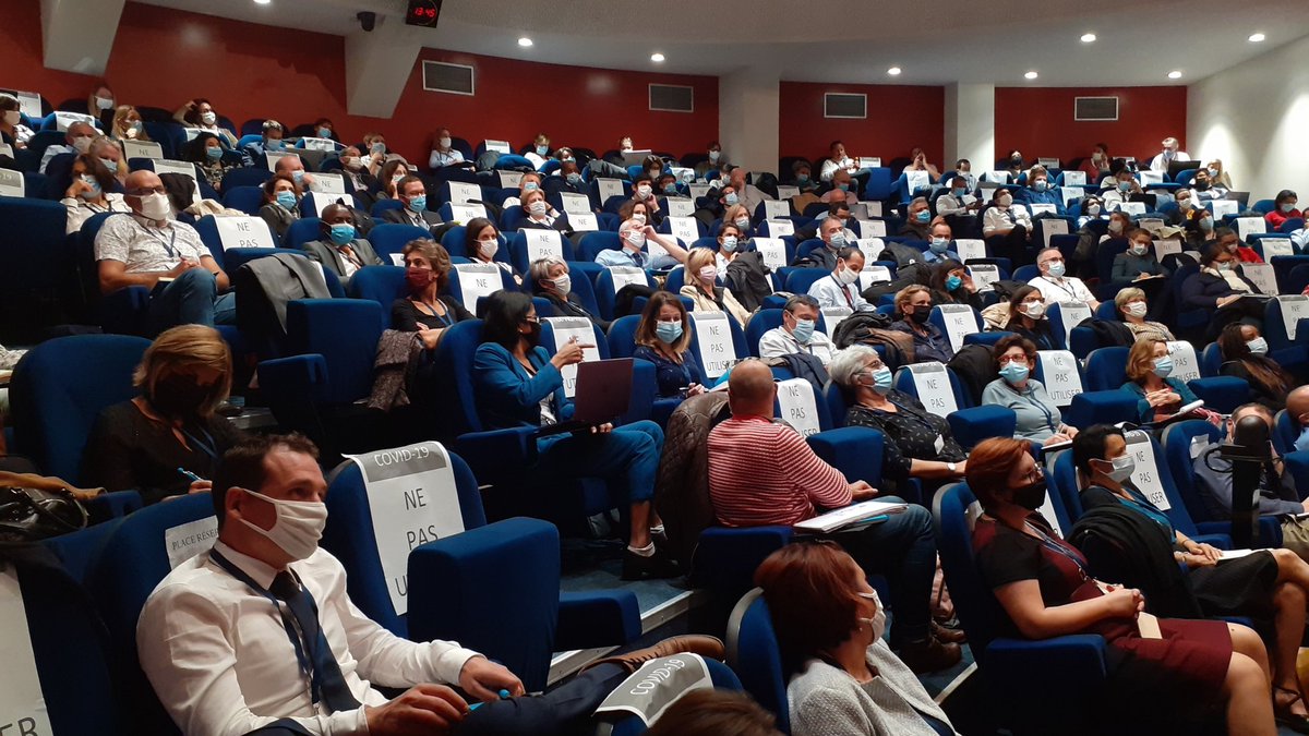 nicdurupt's tweet photo. Bienvenue à l'@Ih2ef à la 2ème session de #JeanPerrin #perdir
#ouverture par @CTorossian_Off et Mme Le gleux.
#bienvenue #félicitations 🎆
➡️ bonne #formaton! https://t.co/2upq4TlKqJ