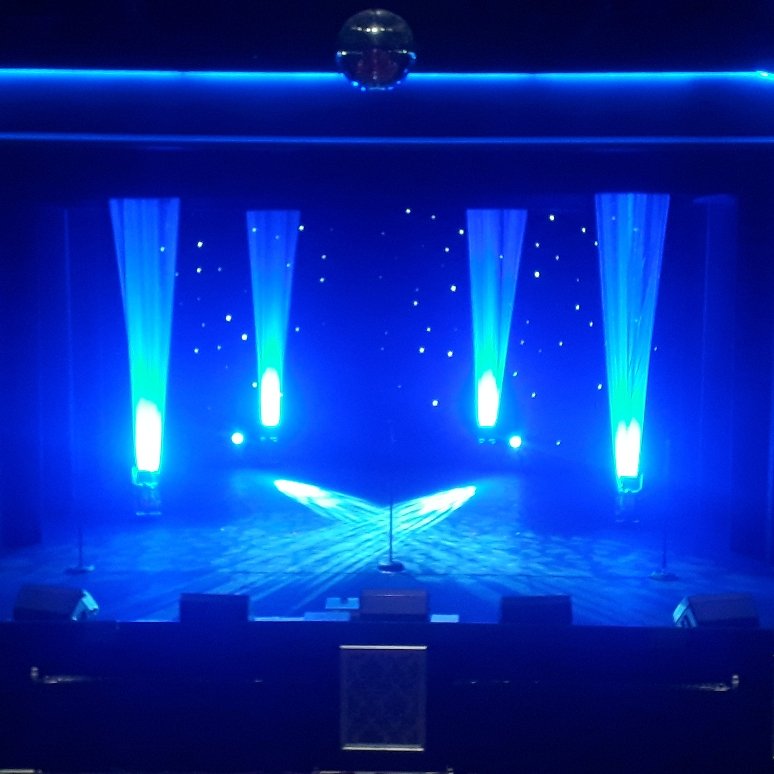 CWiddowfield_61's tweet photo. Risk assesements done, tech rehearsal done. Excited could be a huge understatement.
#GlovedSanitisedMaskedCrew #WestEndNights #PilotShow #InviteOnly @YMCAScarborough This Friday https://t.co/0S1pOz4vIX
