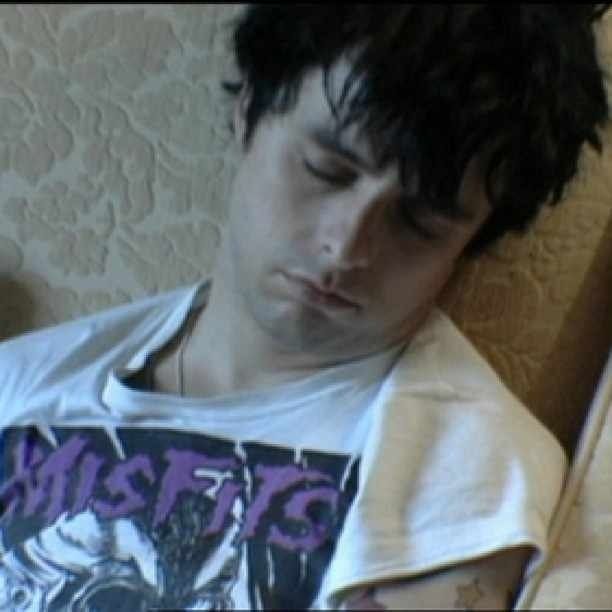 AprylRossi's tweet photo. Pretty sure Billy Joe Armstrong wants a pass on being woken up this year. @GreenDay #septemberend #dontwakehimup #2020sucks https://t.co/zL1toveGu8