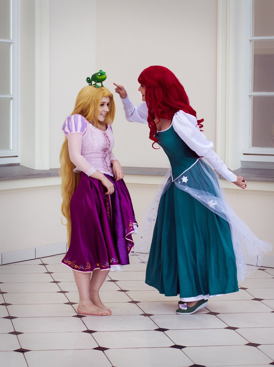 Disney cosplay tweet media