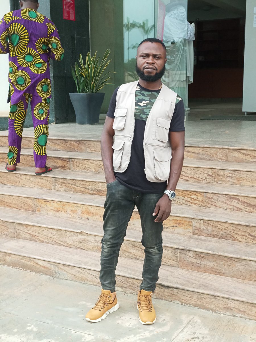 PaulTrendMedia's tweet photo. A quick Media Briefing at Lagos State House of Assembly ⤴️ #PaulTrend ⤴️ #ManagerWithSwag ⤴️ https://t.co/cwItO4Q3lA