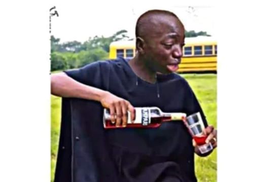 onlydotcom's tweet photo. Another 5M for Laycon and Ozo? 
#Hellites on hearing the announcement  #LayconTheWinner https://t.co/NGzE8IqFSJ