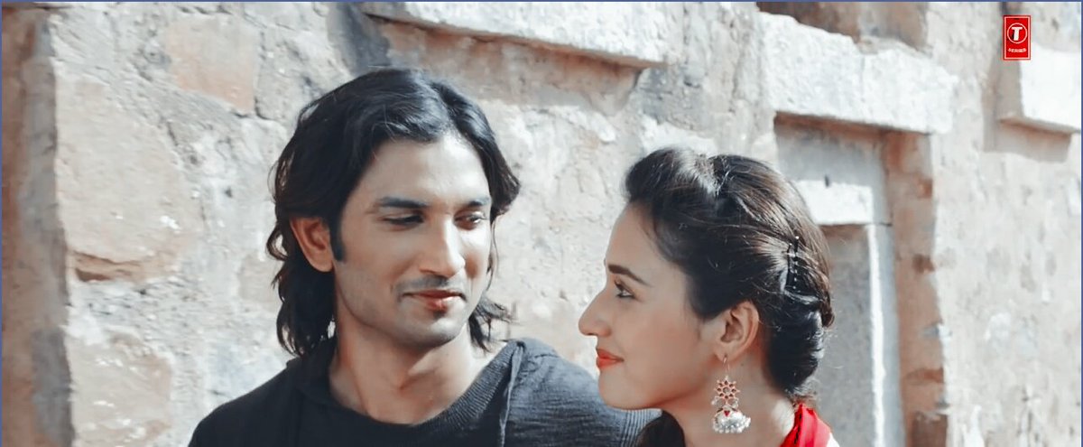 Kaun Tujhe Yun Pyaar Karega ....;)  #SushantSinghRajput   #4YearsOfMSDhoniTheUntoldStory  @itsSSR
