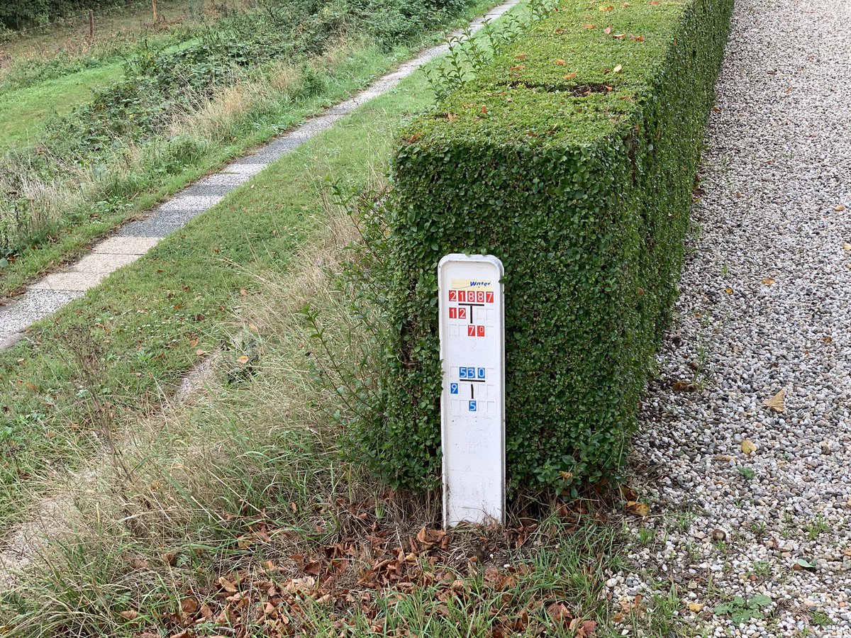 Zaten we ineens op de #wilhelminasluis zonder #water van @BrabantWater Lekker zo zonder #waarschuwing.