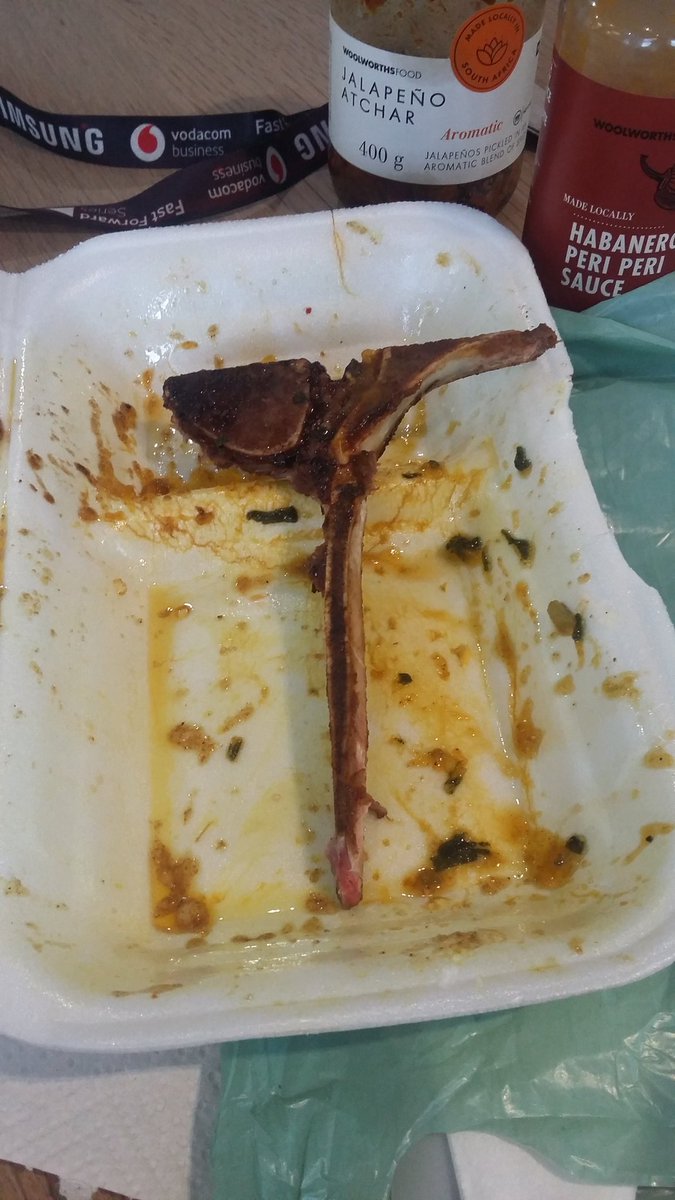 Sello_1m's tweet image. #Officearguments
#Lunchtimetalks
Please help quickly... is this the &apos;real reason&apos; this is called T-bone ???