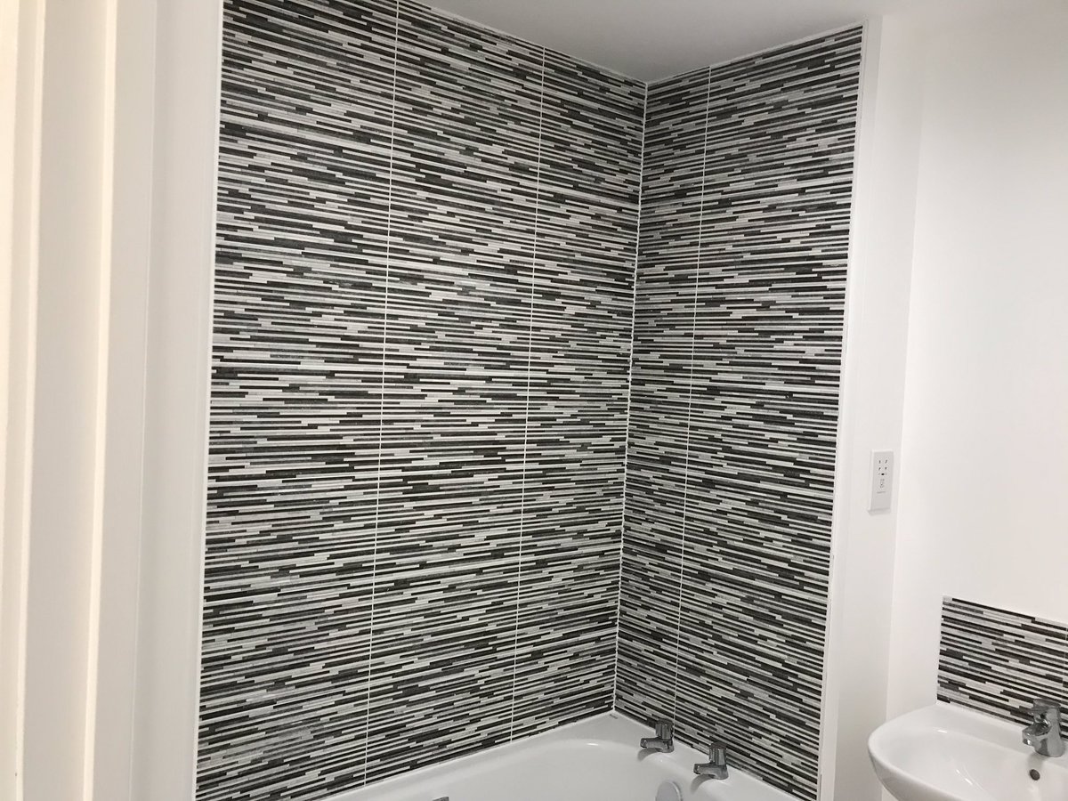 Lisa_Wadhams's tweet photo. I went to our Taylor Wimpey project, Burridge Green at Whiteley Meadows today for the first time since March and I’m loving these tiles in the shared ownership properties 😍. It’s so nice to see houses become homes https://t.co/0Li52BBKG7