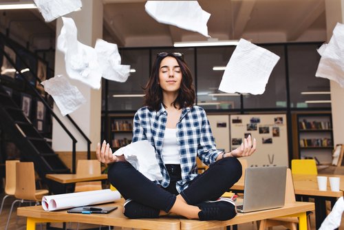 FIUBBCREC's tweet photo. Take some time for self-care and get moving with FIU WRC Virtual! We have Yoga, HIIT, Sound, Zumba, and even TRAC! Check out the Sep 30 schedule of virtual offerings at https://t.co/oiTm49tC0S 😷👊🌞 https://t.co/vVKDRrCkme