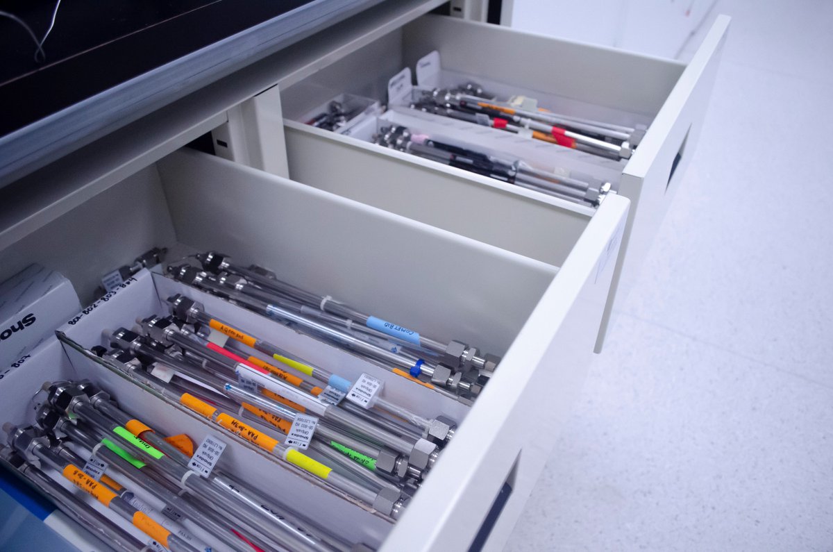 Ever wonder what ~3 #Tesla's look like in a drawer? 🙈

Can you guess how many #columns we have between our 3 drawers?? 10% off your next PolyAnalytik analysis for the correct answer!!!

#PolyAnalytik #PolymerExperts #TosohBioscience #GPC #Analysis #research