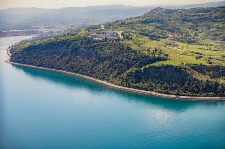 During the Mediterranean cost and macro-regional strategies WEEK, lasted from 14th to 25th September 2020, several workshops as on-line events were carried out: presentation of Maritime spatial Plan Slovenia, the workshops organized by EUSAIR pillar 3, a meeting of EU strategy .