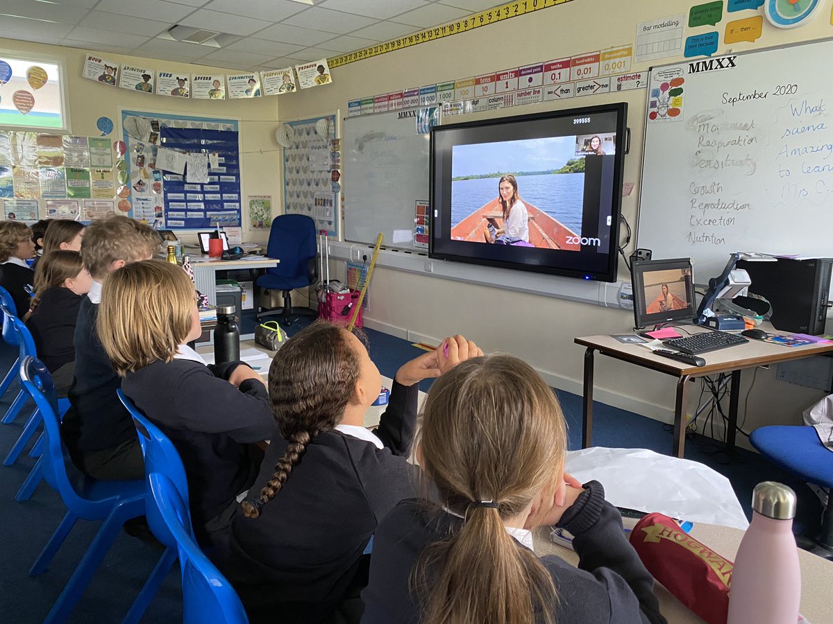 valleygardensnt's tweet photo. Year 5 are listening to the fantastic author, Katherine Rundell talking about her books and the inspiration behind them. Thanks to @7Stories #authorsinschools #vgmsreading https://t.co/gnDsAToHtQ