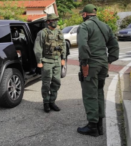 Redi_andes's tweet photo. #30SEP20|| @Redi_andes. El GD. Hectór Pernía Perdigón, Director de Orden Interno de la REDI N° 2, cumpliendo instrucciones del @MGOvidioDelgado, Cmdte. de la @Redi_andes, supervisó el Ejercicio de Puesta en Completo Apresto Operacional de los D-221 y Desur Mérida. https://t.co/fRs2vm8kT2