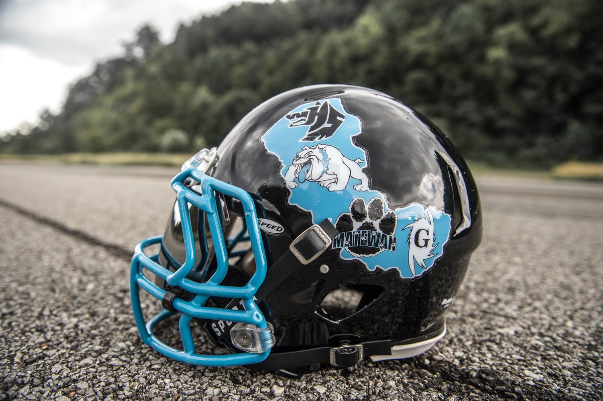 It’s Gameday. Ⓜ️🏈⛏
🆚 Man High School Hillbillies (0-1)
📍Miner Mountain, WV
🏟 James H. “Buck” Harless Stadium
⏰7:00PM
📻 96.5FM WXCC
#ThisIsMingo #wvprepfb #DigIn #ClimbTheMountain