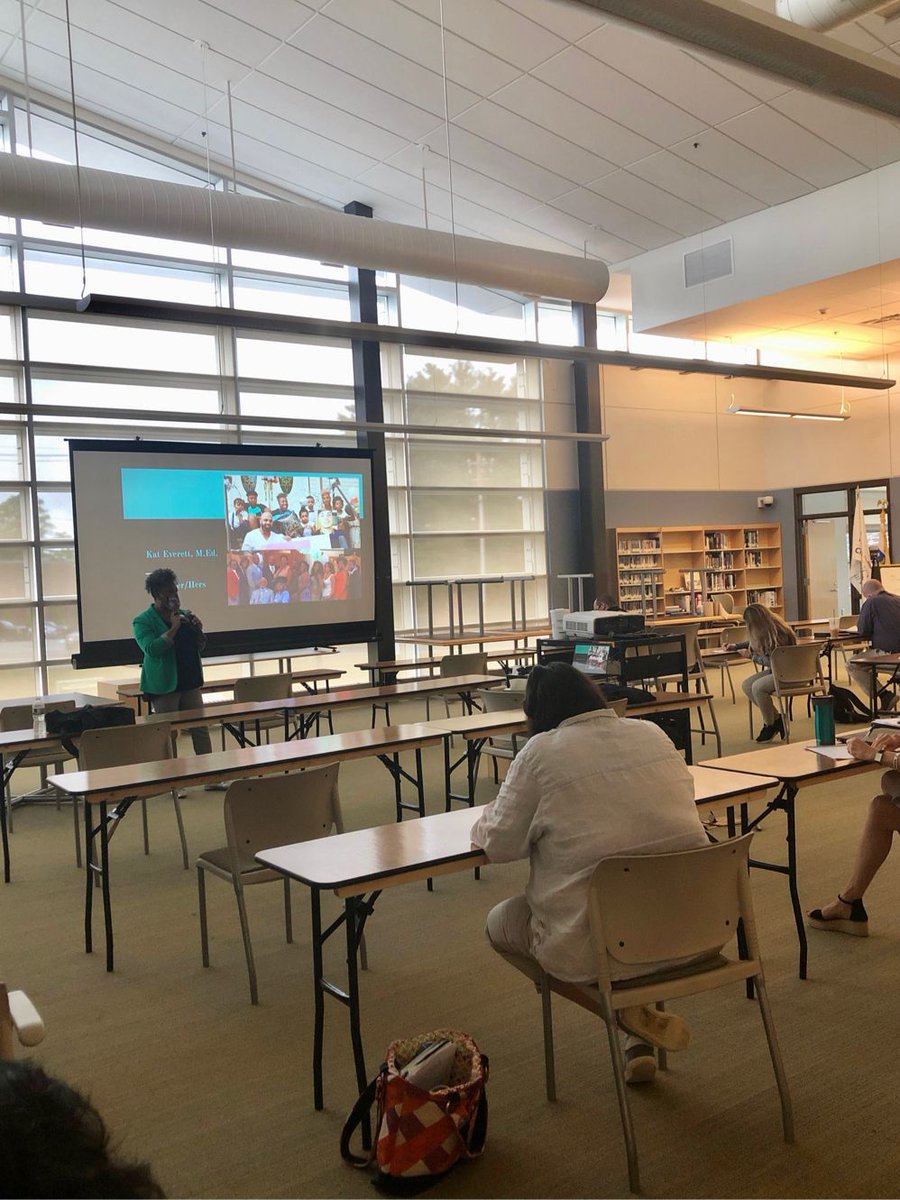 EssexNorthShore's tweet image. Equity Coach Kat Everett working with teachers to explore inclusive communities and authentic introductions. #ENSPD #ENSStaff #HawkTalk #CreateEncouragePromoteDevelop #ENSATS
