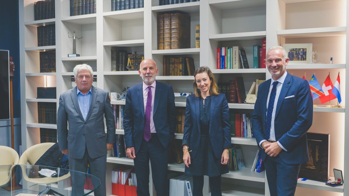 〽️ Séance de préparation en vue de la manifestation de la semaine prochaine à La Défense avec Patrick Ponthier, Président CCI92, Daniel Goupillat, Président CMA92, Ludivine Jouhanny, Avocate, membre du comité de coordination de l’événement et Vincent Maurel, Bâtonnier