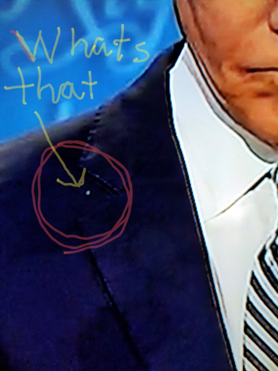 intheMatrixxx's tweet photo. Is this an led light from a wire device? What’s in the sleeve? He had notes due to having the questions ahead of time?

What do they say about the “Average Democrat”? https://t.co/PDYTuM0sBK
