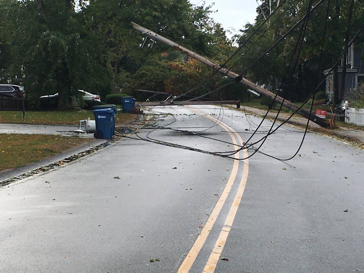 CantonFire1's tweet photo. Multiple poles are down on Pleasant Street. Awaiting Eversource. Avoid Pleasant St. in Canton for the the foreseeable future. https://t.co/OCSWcHd3hR