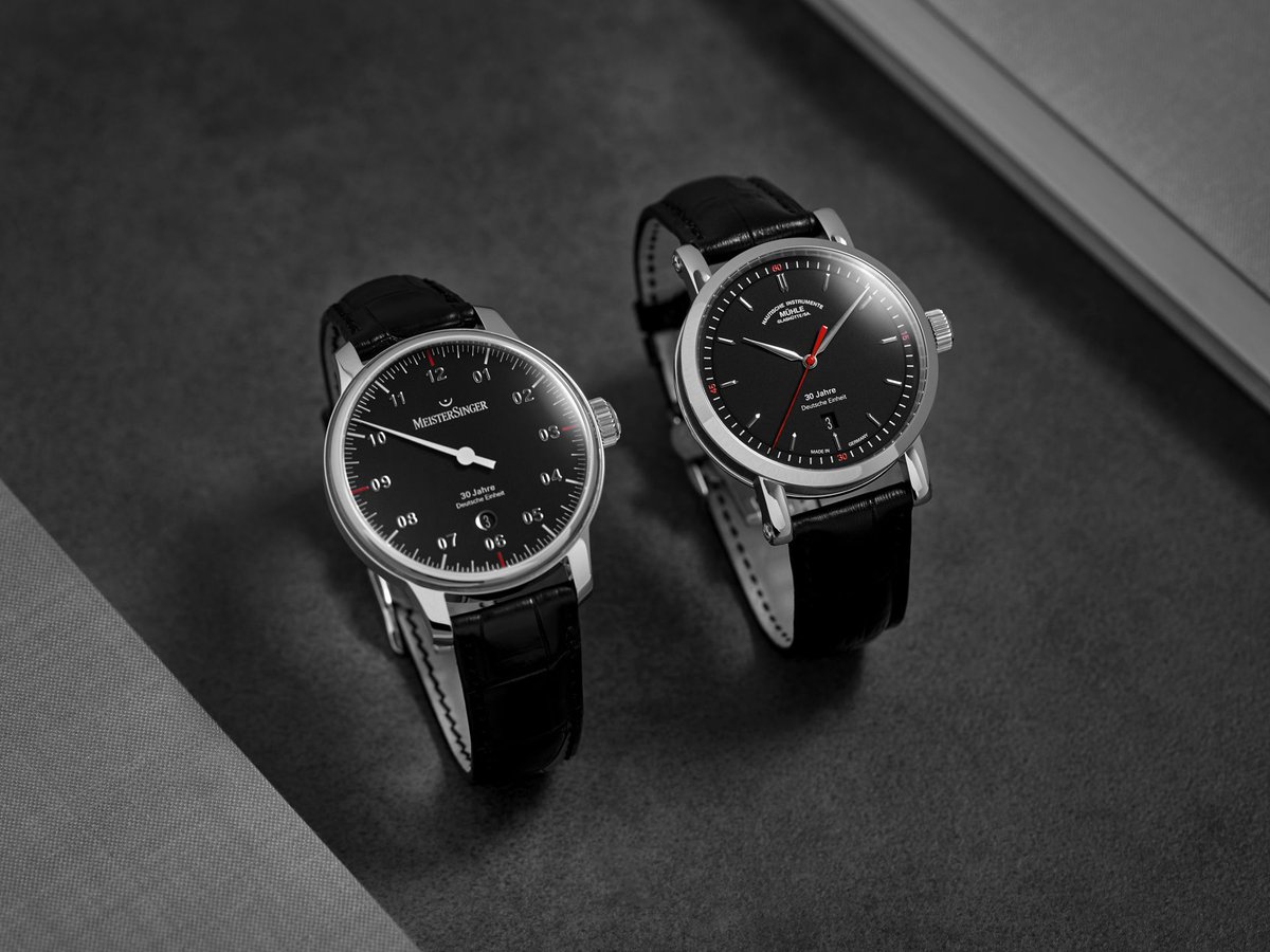 MeisterSingerMS's tweet image. ROT
Das Rot der deutschen Flagge findet sich in den Indizes bei 3, 6, 9 und 12 wieder, sowie bei den Uhren von Mühle-Glashütte auf dem Sekundenzeiger.
#MeisterSinger #MuehleGlashuette #dinglehandwatch #watches #uhr #DeutscheEinheit