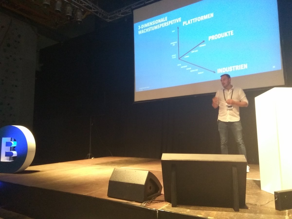 BANKINGCLUB's tweet photo. Was ist die Zukunft des Zahlungsverkehrs? Was ist die nächste Generation im Payment? Das beantwortete Fabian Heiß von @banxware im Abschlussvortrag von Next Generation Payment 2020. Es hat uns viel Freude gemacht. Bis zum nächsten Jahr #ngp20 https://t.co/C2i1ZB9Wvd