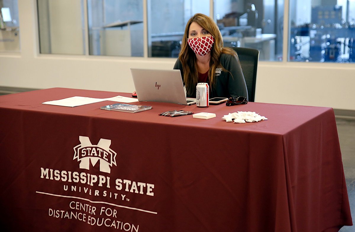 MSU Bachelor of Applied Science advisor Kali Dunlap will by at The Communiversity st EMCC today from 10 a.m. to 3 p.m. to talk with students about how technical credits they earn at EMCC can now be applied to MSU’s BAS program. Drop by and visit with Kali.