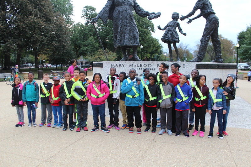  #WalktoSchoolDay 2015 was the year of  @AmericanParkour !  @WatkinsDCPS  @CHCSPTA Patrols were also out in full force!  https://twitter.com/W6PSPO/status/651776804219453440?s=20