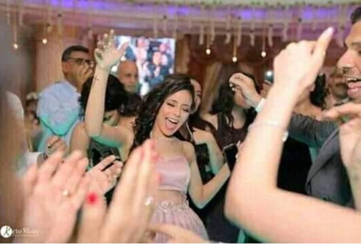 اهلي غصبوني عليه يا احمد 😂😂