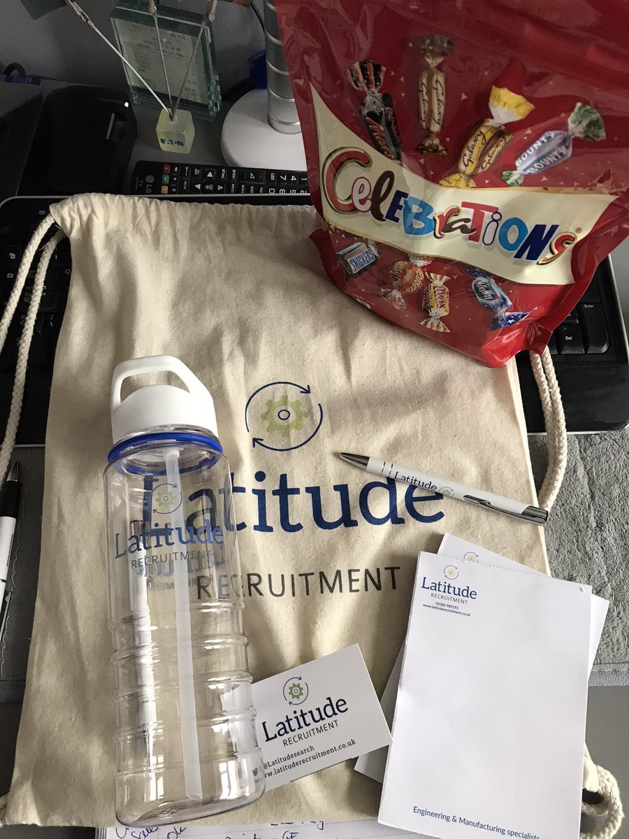Dave_Doddie's tweet photo. Great pick me up on a rainy miserable Wednesday from @Latitudesearch https://t.co/g1RFryy2pc