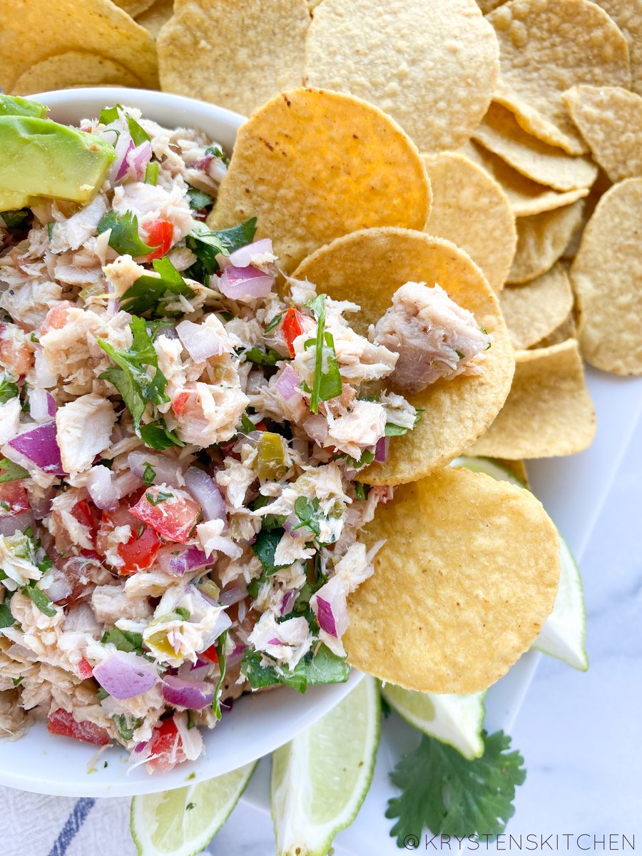 KrystensKitchen's tweet photo. EASY CEVICHE (seh-vee-chay) to make your Tuesday extra so-FISH-ticated. Keepin’ it real simple with Blue Harbor Fish Co. (ad)

RECIPE: https://t.co/qfmKdN1ABo

#glutenfree #dairyfree #paleo #ceviche #krystenskitchen #blueharborfishco #msccertified https://t.co/i8sv2TCZdT