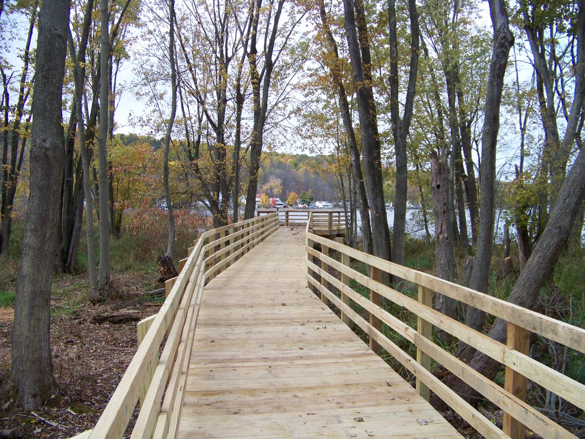NYSDEC's tweet photo. DEC encourages outdoor enthusiasts to explore less-traveled destinations, instead of crowded hotspots, while following Leave No Trace. #LeaveNoTrace #PlaySmartPlaySafePlayLocal #RecreateResponsibly
@I_LOVE_NY @NYGov @leavenotrace
For more: https://t.co/jVOo4NAz52 https://t.co/UGNXH8NiWX