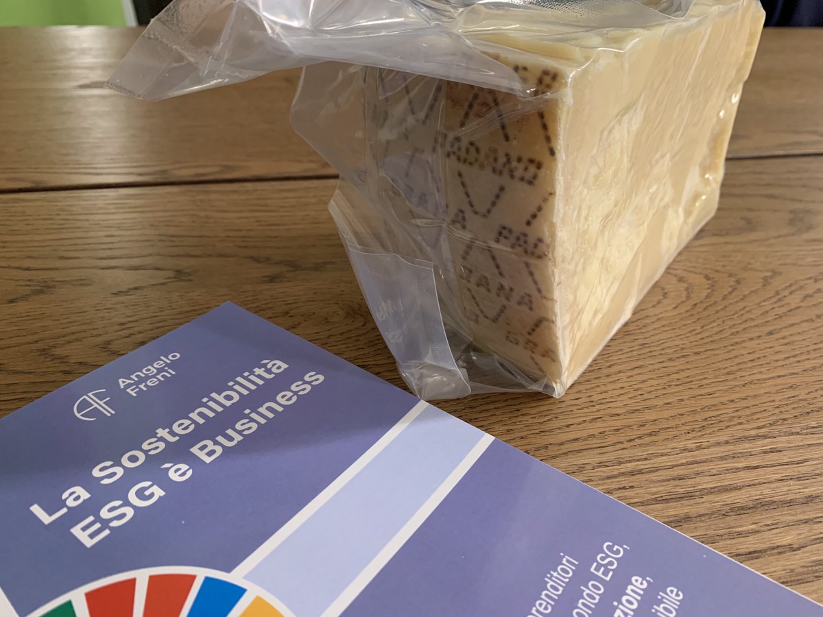 🍶 la #Certificazione della #Sostenibilità della #Serenissima , Azienda che produce Latte 🍶 nella filiera del Grana Padano. Abbiamo verificato che è possibile fare allevamento intensivo Sostenibile !
#Sustainability #CertificationMilano #ISO #ESGRating