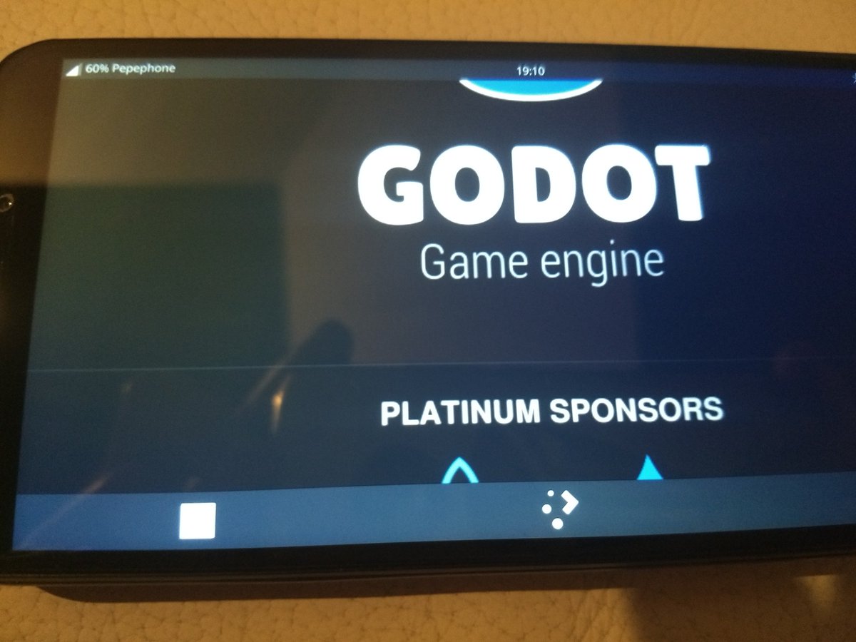 roiredim's tweet photo. Well, how crazy is this? Can run @godotengine on the @thepine64 #PinePhone on @ManjaroLinuxARM. And boots fast. Of course screen is a bit small, but with convergence package an d external display... 🤩🤩🤩
A we so me!!!! https://t.co/JpS6vupufl