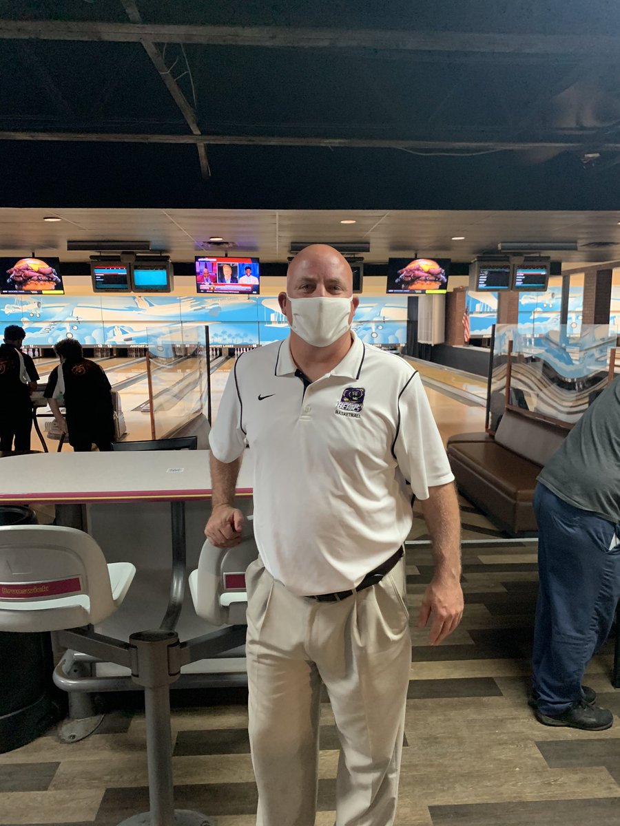 GO BEARS!!!!!
<a href="/wsbearbowling/">WSBearBowling</a> taking on <a href="/SanSemAthletics/">Seminole High School Athletics (Sanford)</a>