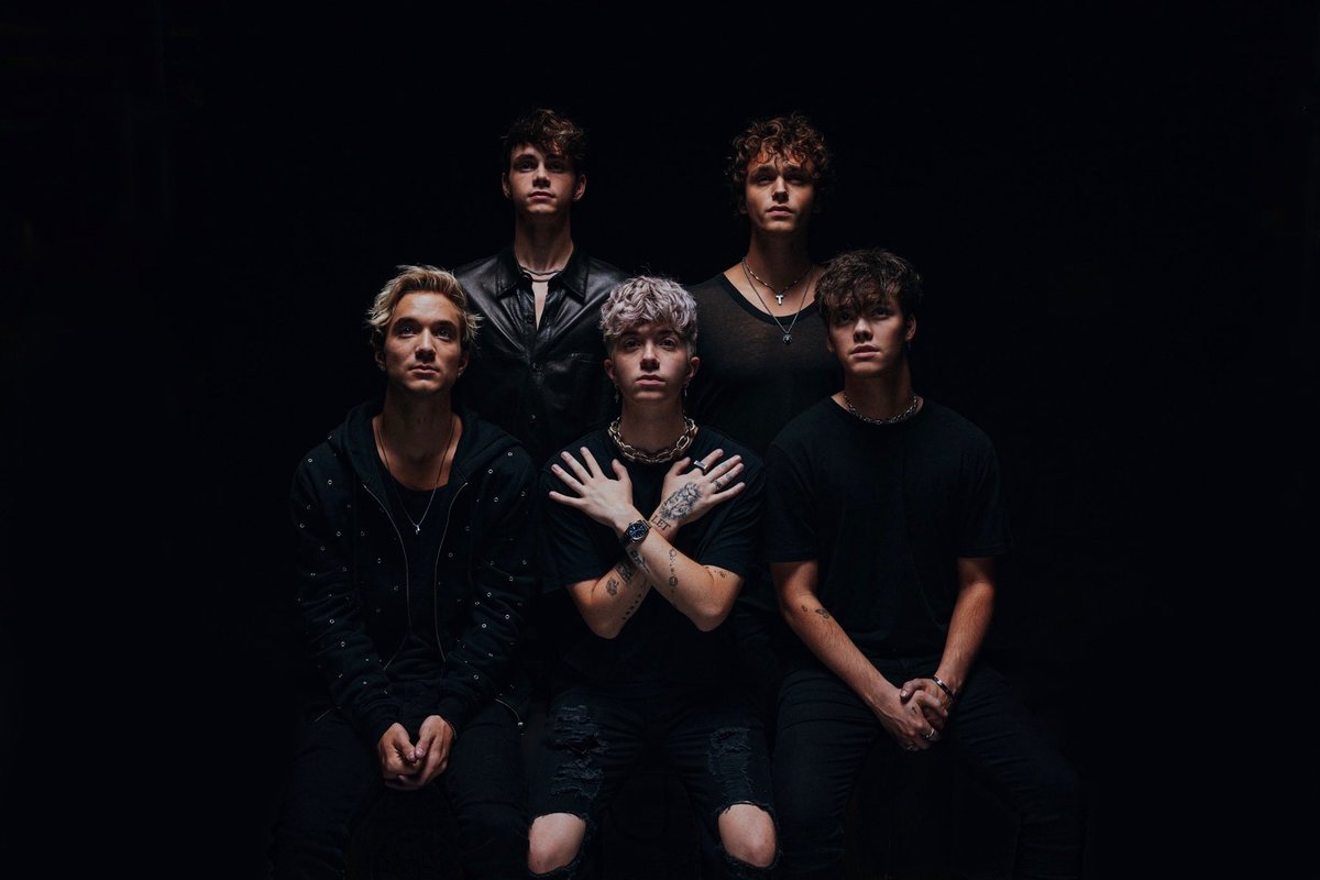 whydontwemusic's tweet photo. #STREAMFALLIN. https://t.co/0xS694IPqg