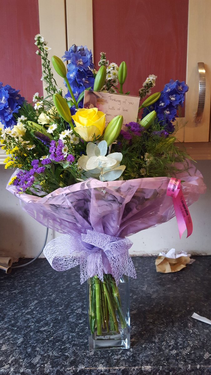 traceyo47's tweet photo. Just got back from sorting mum funeral out to these flowers from work thank you littlemoor at the moment its a tough time for me xxx https://t.co/ZwEtu2P1xU