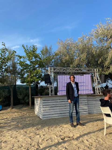 Arter_ER's tweet photo. A Ravenna è in corso la finale della Business Plan Competition di @MistralMed 10 idee innovative nella #blueconomy si contendono il premio del @ComunediRavenna #arter per la sostenibilità dei nostri mari https://t.co/r4b8Rgx2TP