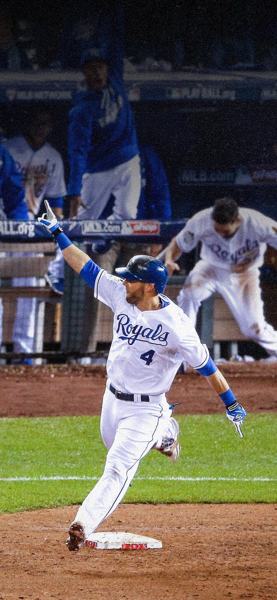 Royals's tweet photo. Four different wallpapers for #️⃣4️⃣. 

#WallpaperWednesday // #4EverRoyal https://t.co/ZiEN8AovqT