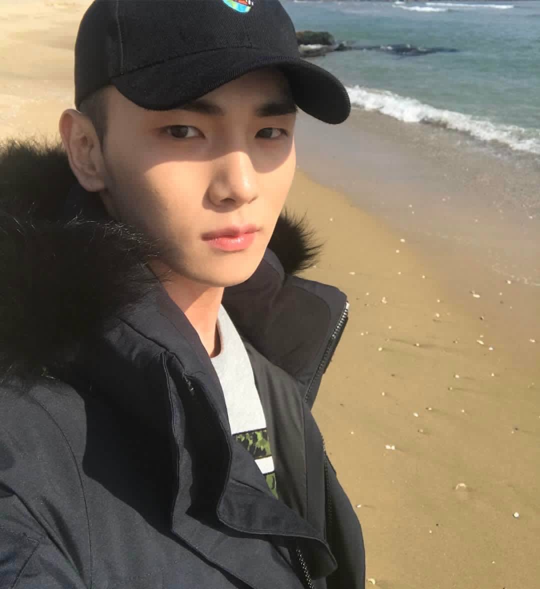 halulavi's tweet photo. D-6π
γ€γγ«10ζγ γοΌεΈ°γ£γ¦γγγοΌβ¨
#WaitingForKey #κΈ°λ²μ_κΈ°λ€λ¦΄κ² https://t.co/6df5VWlf3J