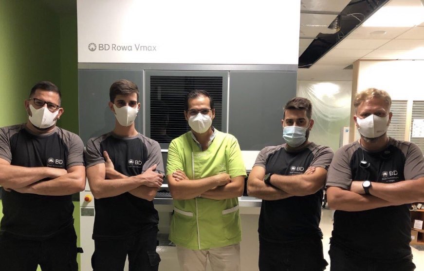 bdrowaes's tweet photo. A partir de la semana que viene, los clientes de la @farmaciaBonrepos tendra más tiempo para sus pacientes. Gracias por confiar en  #BDRowa #10000robots #innovationforpeople https://t.co/Nw6eyeV13M