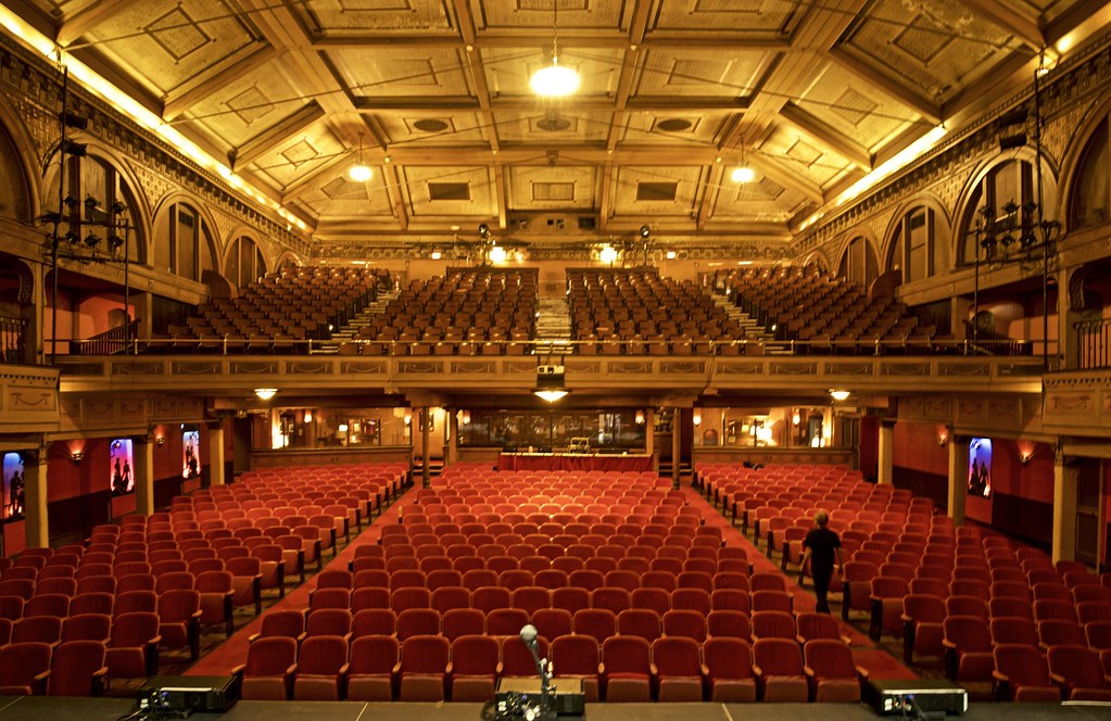 Skyfactor's tweet photo. Next week - our big Fall LIVESTREAM CONCERT! It's a FREE show w/ donations encouraged to help the classic @TheMusicHall stage. Weds. 10/7 at 6pm - we can't wait to play and see you (virtually) there!
#skyfactor #livestream #VirtualConcert #StayAtHomeConcert #TarrytownMusicHall https://t.co/jJyttabwTA