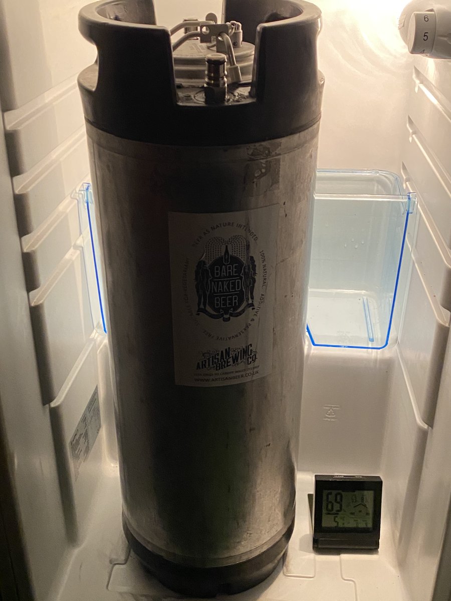 Metahertz's tweet photo. #FirstBrew #BeerUpdate Forgot to post this weekend, took another sample Sunday, minor change from Friday to 1.012. Looks like fermentation had pretty much finished on Friday. Transferred to a new keg with Co2 to cold crash. 1/2 https://t.co/sFB3hafLOF