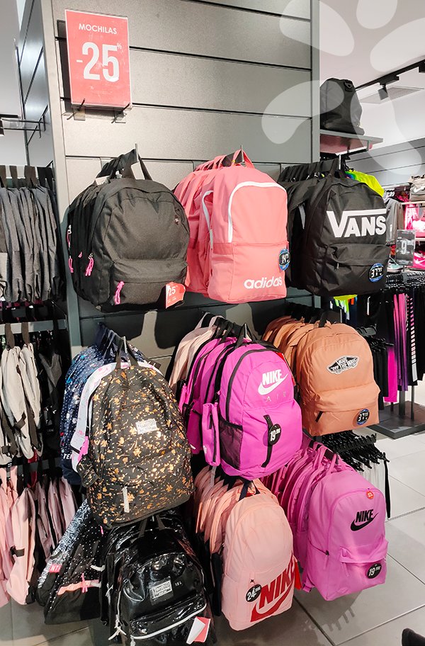 Hacer la cena binario tarta CCAlbuferaPlaza on Twitter: "¿Necesitas una Buena Mochila🎒? Disfruta de la  Mejor Calidad y de las Mejores Marcas (Vans, Nike, Adidas...) con un 25% de  descuento 😍 en #Décimas #AlbuferaPlaza https://t.co/9UFJCxydO8" / Twitter