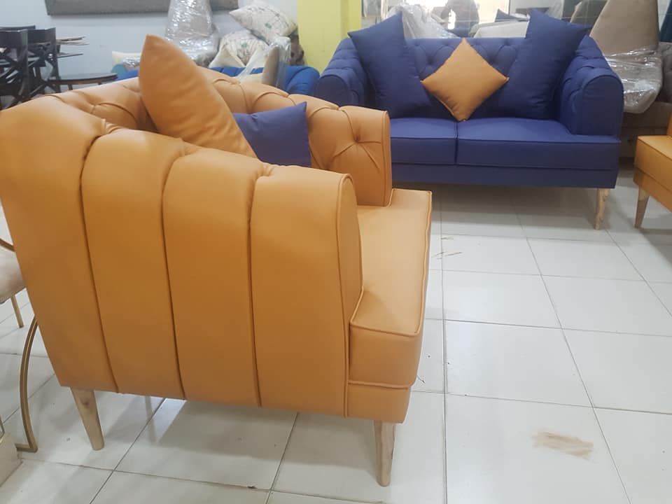 IwoodF's tweet photo. The color full rexine sofa is with the size of two & three seater.
Long pillow tafted work.
Please Call/Text/WhatsApp +92 333 999 8347
Email iwood.help@gmail.com
Website https://t.co/QGsFYu99ax
#sofa #furniture #interior #karachi #homedecor #newdesign #classywork https://t.co/0QlZLvRNtJ