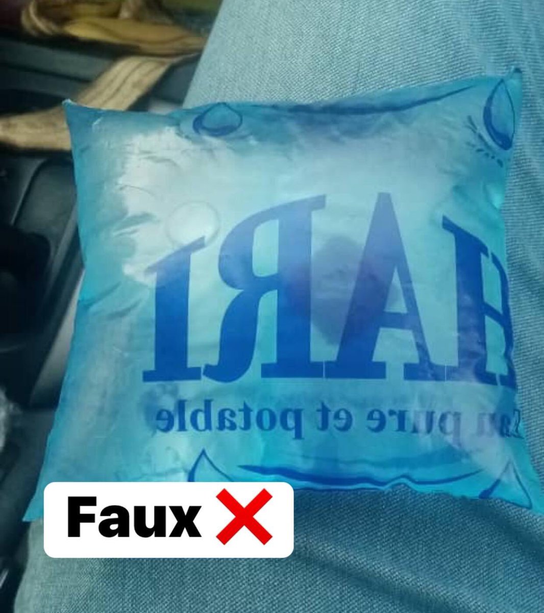 KaniGroupeSarl's tweet photo. 🚨#Urgent #Arnaque #PartagerSVP
L’eau de source Hari de KaniGroupe a été victime d’arnaque par un particulier qui produit des pures Water avec le nom de Hari l’authentique .

À tout les consommateurs de cette eau de source . 

Nous lançons une alerte 🚨 général et vigilance . https://t.co/fS9tn66YHB
