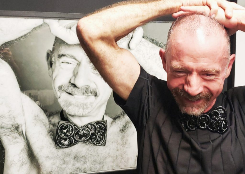 acciongay's tweet photo. Timothy Brown, la primera persona que se curó del VIH, falleció debido a la leucemia. El "paciente de Berlín" simboliza la esperanza de una cura del VIH. Su muerte nos recuerda la necesidad de seguir invirtiendo en una vacuna y una cura para llegar al #FindelSIDA #RIP, Timothy 🕯️ https://t.co/QYyQGTfvzn