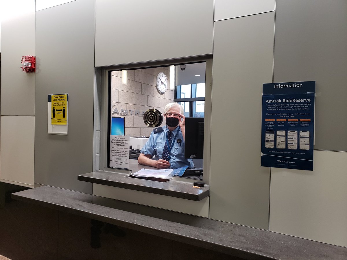 DetroitTransit's tweet photo. .@Amtrak is only running 1 train a day from Detroit to Chicago, and its at 5am! Not because there's no demand - they regularly sell out all available tickets (50% capacity). People want and need this service! Congress needs to #saveAmtrak and #savetransit! https://t.co/Z1XrPHCHud