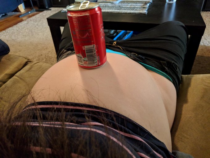 Watch 😈 Succubus Queen 👑's leaked NSFW photo on TwXstars