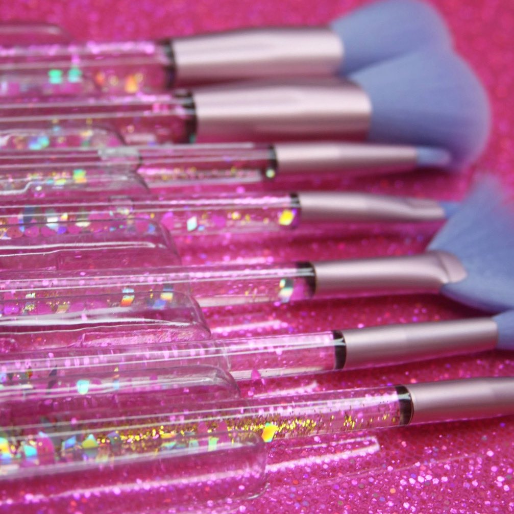 ShimmerMeCo's tweet photo. “Liquid Glitter” 7-Piece Makeup Brush Set Shop https://t.co/tM15cdY37b 🛍
• #Makeup #MUA #MakeupAddict #MakeUpTutorial #GirlBoss #Lashvendor #SkinCareRoutines #ExplorePage #BlackOwnedBusiness #BBBApproved #CrueltyFree #lashaddict #lashextensions #ShopShimmerMe #Cosmetics https://t.co/8U2tZC18R1