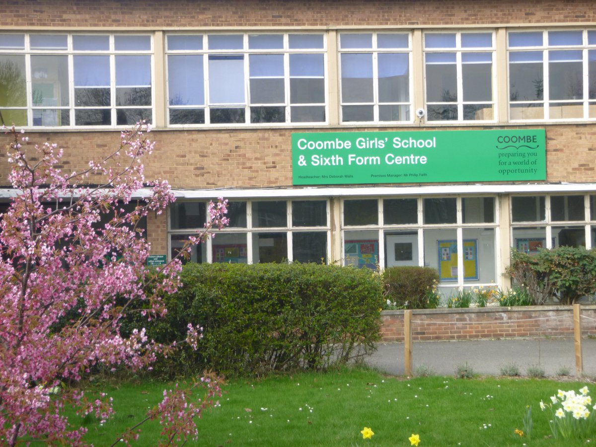 CoombeGirlsNews's tweet photo. At 6pm tonight our Virtual Prospective Parents Evening page will be available. You will be able to watch 3 specially made films about life at Coombe Girls' School and Admissions information. https://t.co/j3TX7wmeT3 https://t.co/QFF5kwbuq7
