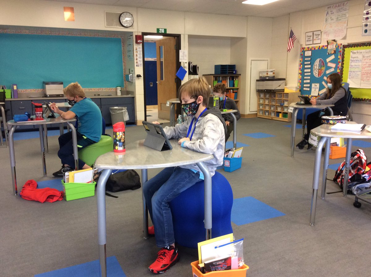 lyonslearning5's tweet photo. Adding multi-digit numbers with a little classical music. Happy to have “my people” back in the classroom! #spdragons95 #bettertogether https://t.co/ULvrq0udkM